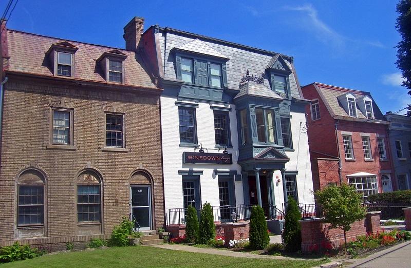 ILF-Houses_on_Union_Street,_Schenectady,_NY.jpg